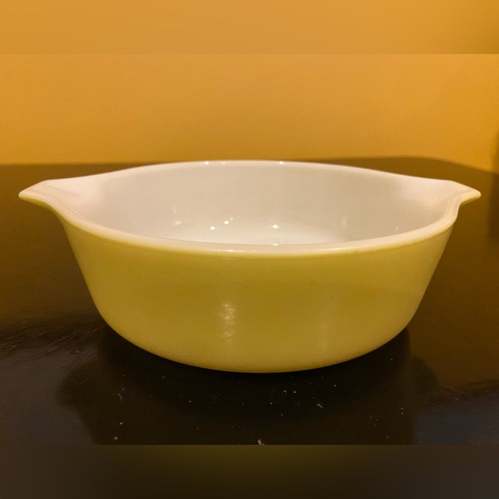 Pyrex dish